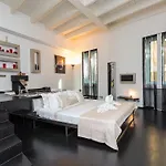 Rental in Rome Cosmopolitan hi-tech